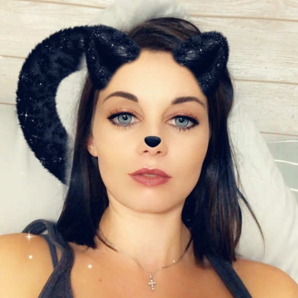 Meet your Posher, Marischa - Picture 1 of 1